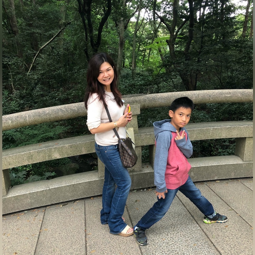 Meet your Posher, Sylvia